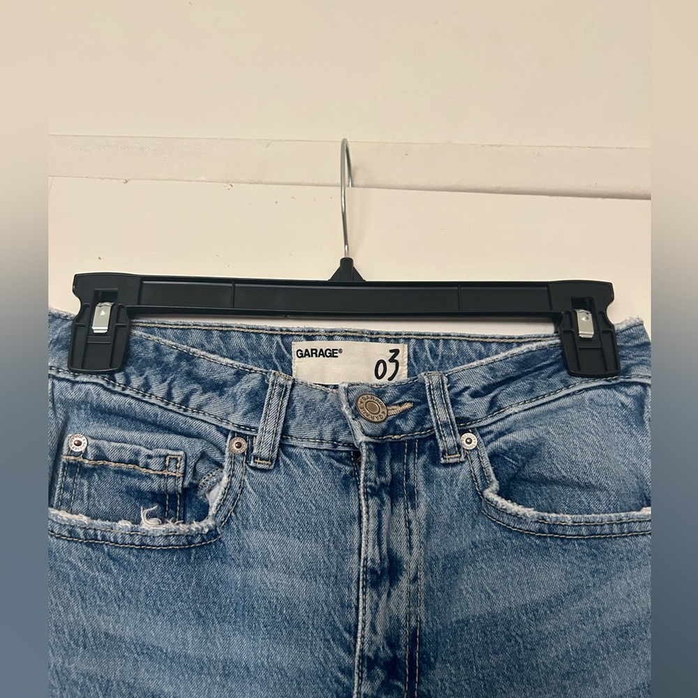 Garage size 3 blue jeans